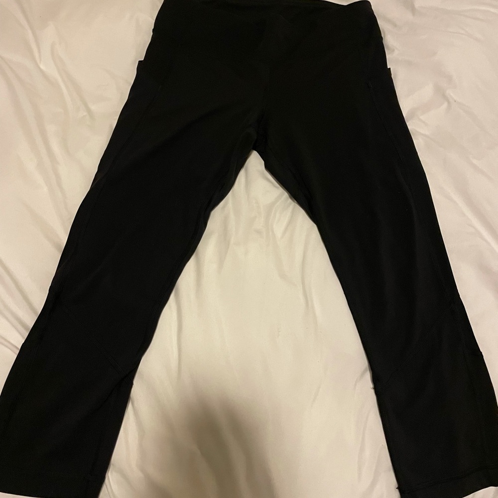 Lululemon pace rival